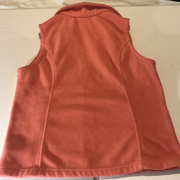 Columbia fleece vest great condition salmon pink colour - Picture 2 of 7
